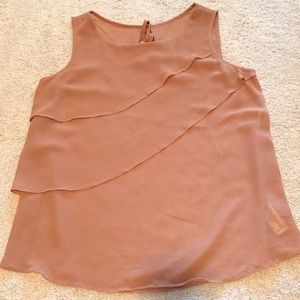 Forever 21 Blouse perfect for work or casual